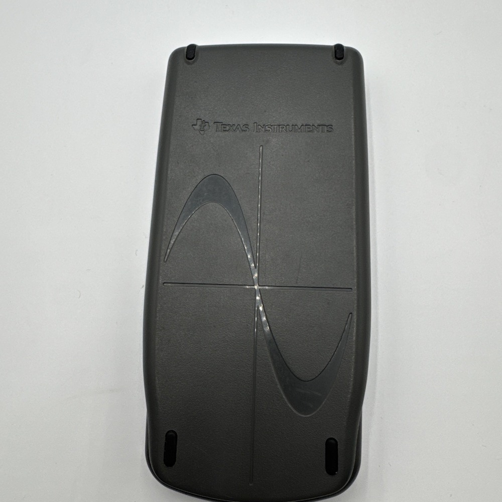 Texas Instruments TI-82 Graphing Calculator Works - Picture 9 of 9